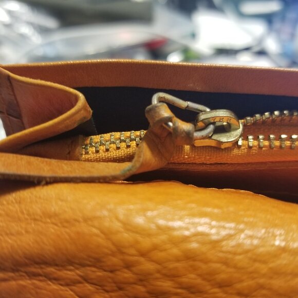 Chloe Leather Wallet - Picture 10 of 10